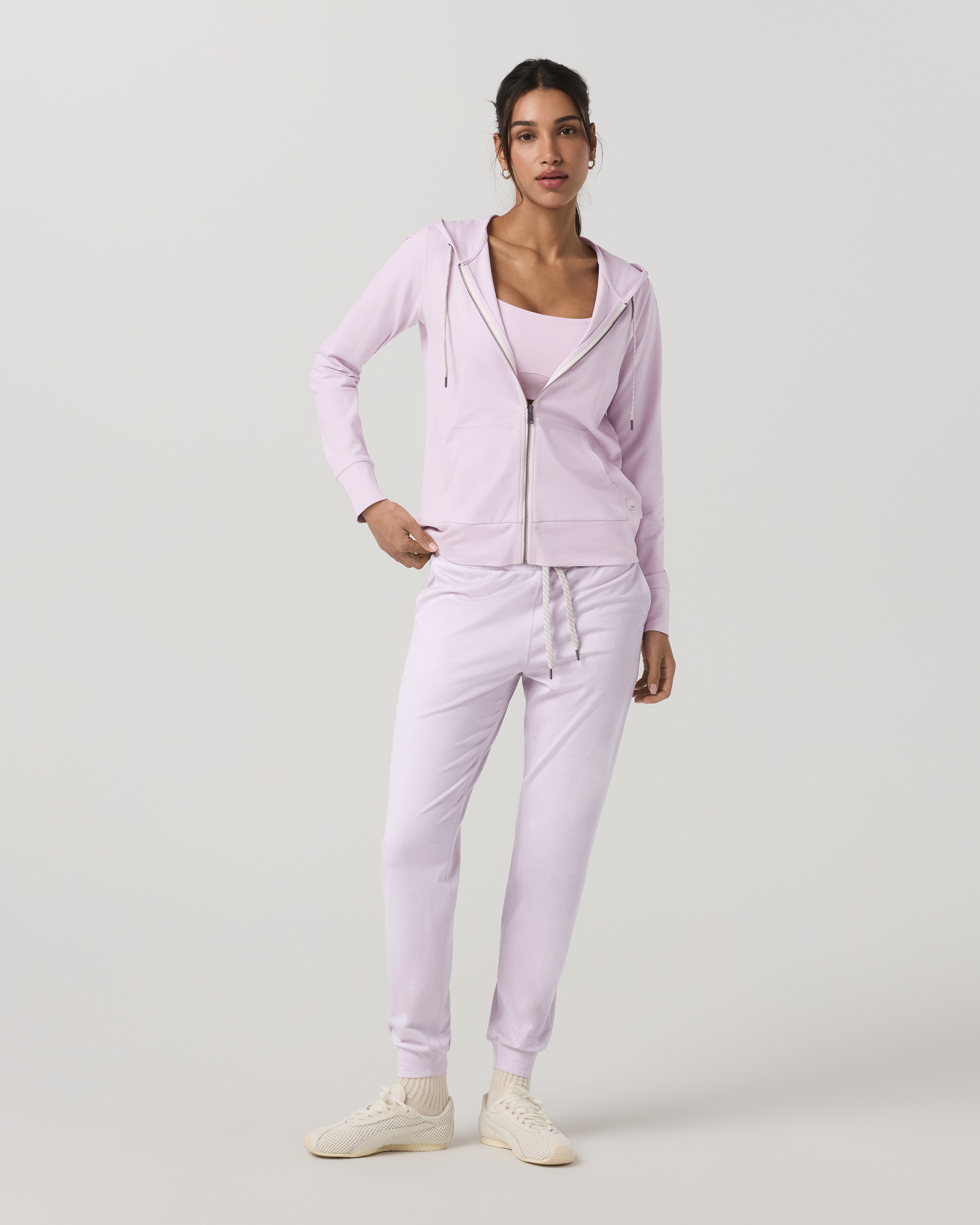 Vuori Halo Performance Hoodie 20