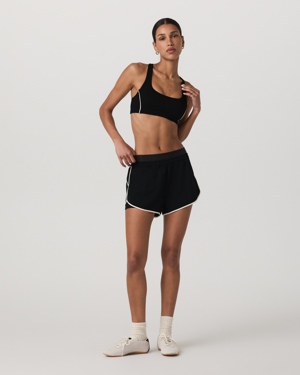 Vuori Luna Piped Short