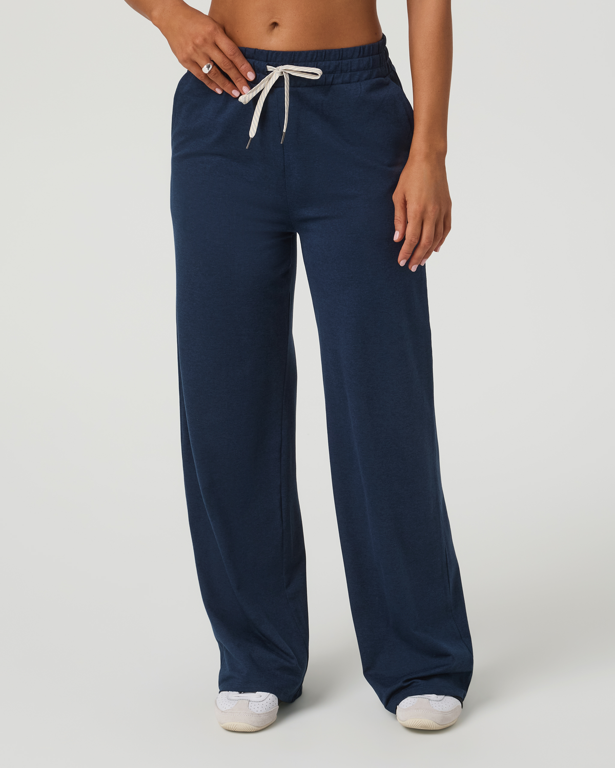 Vuori Halo Essential Wideleg Pant Short