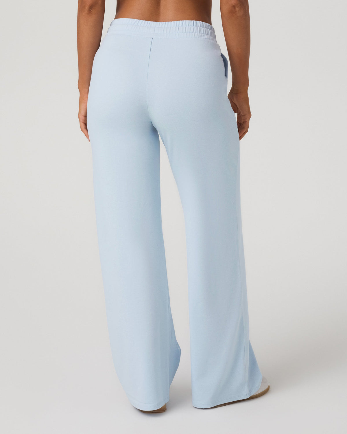 Vuori Halo Essential Wideleg Pant