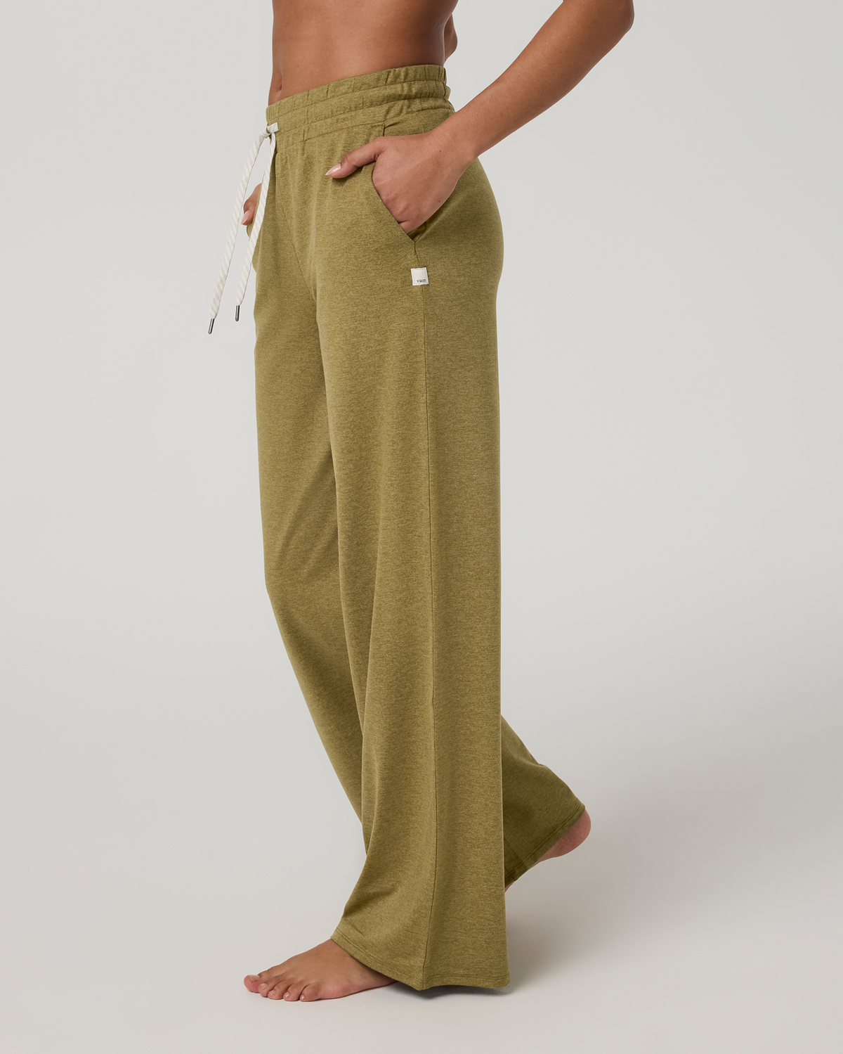 Vuori Halo Essential Wideleg Pant