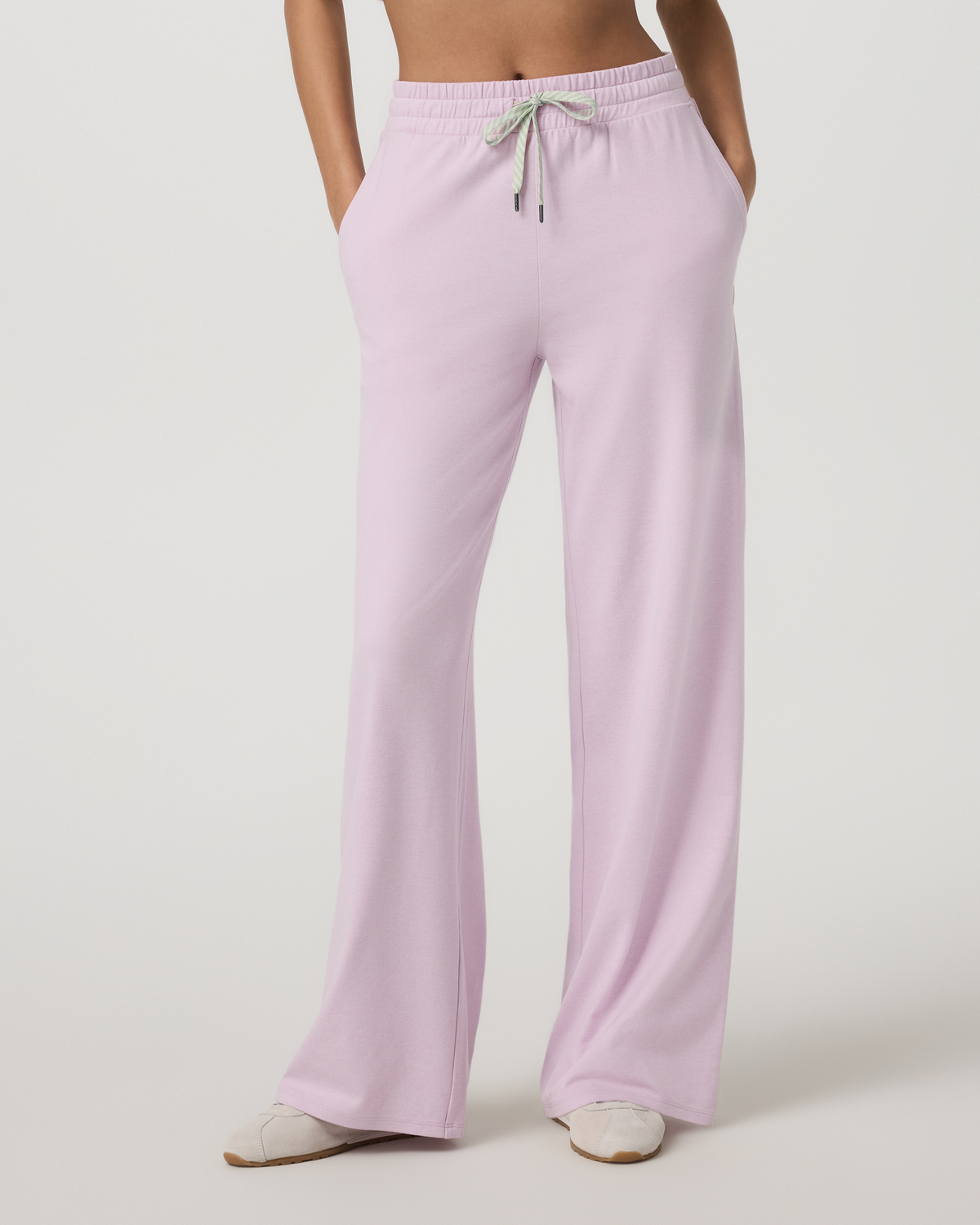 Vuori Halo Essential Wideleg Pant