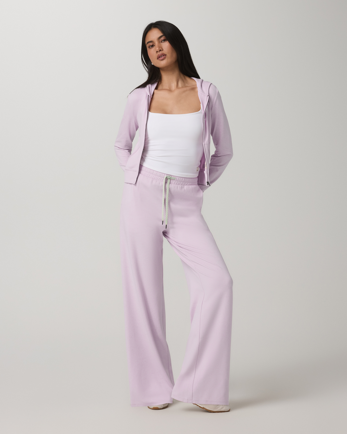 Vuori Halo Essential Wideleg Pant