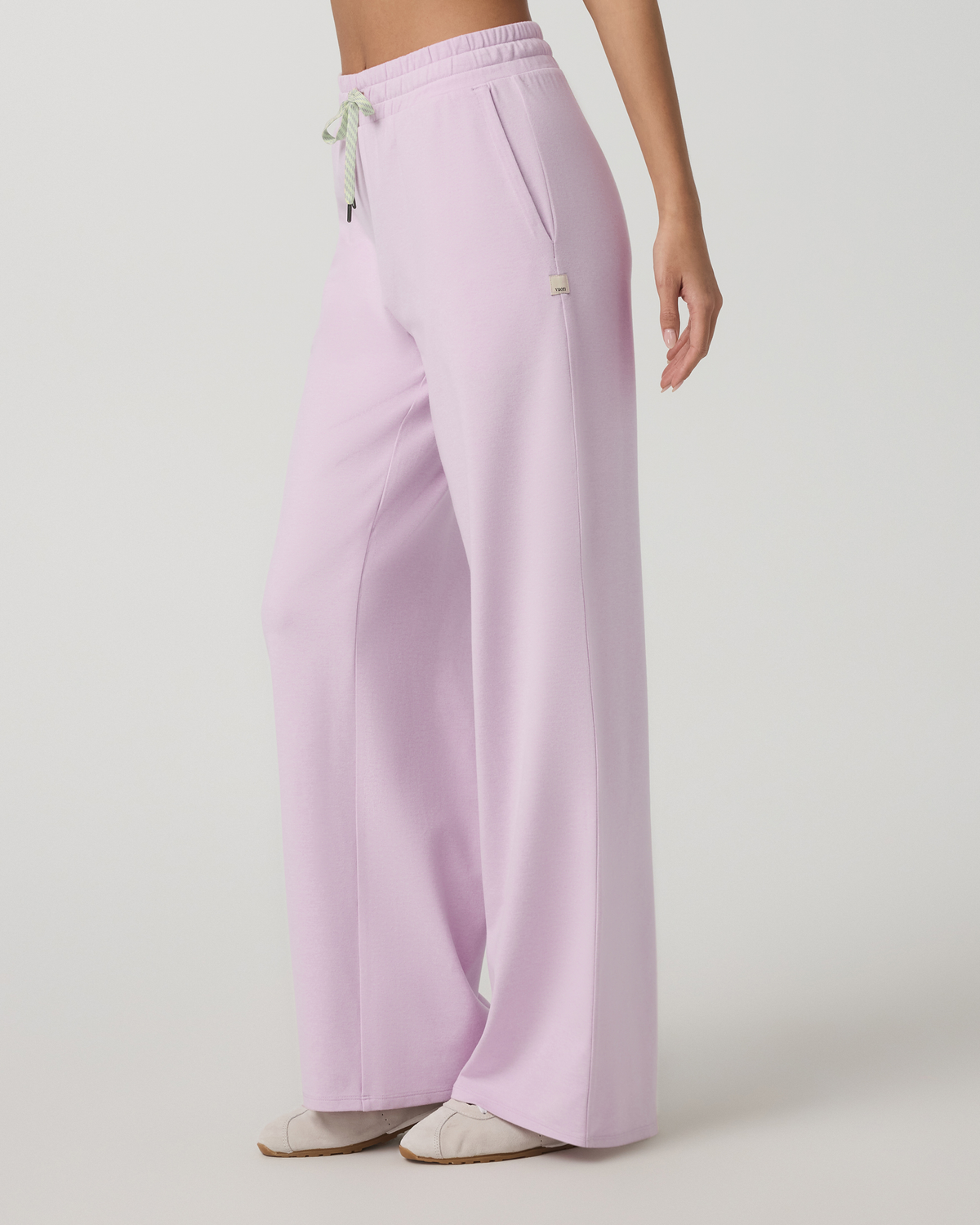 Vuori Halo Essential Wideleg Pant