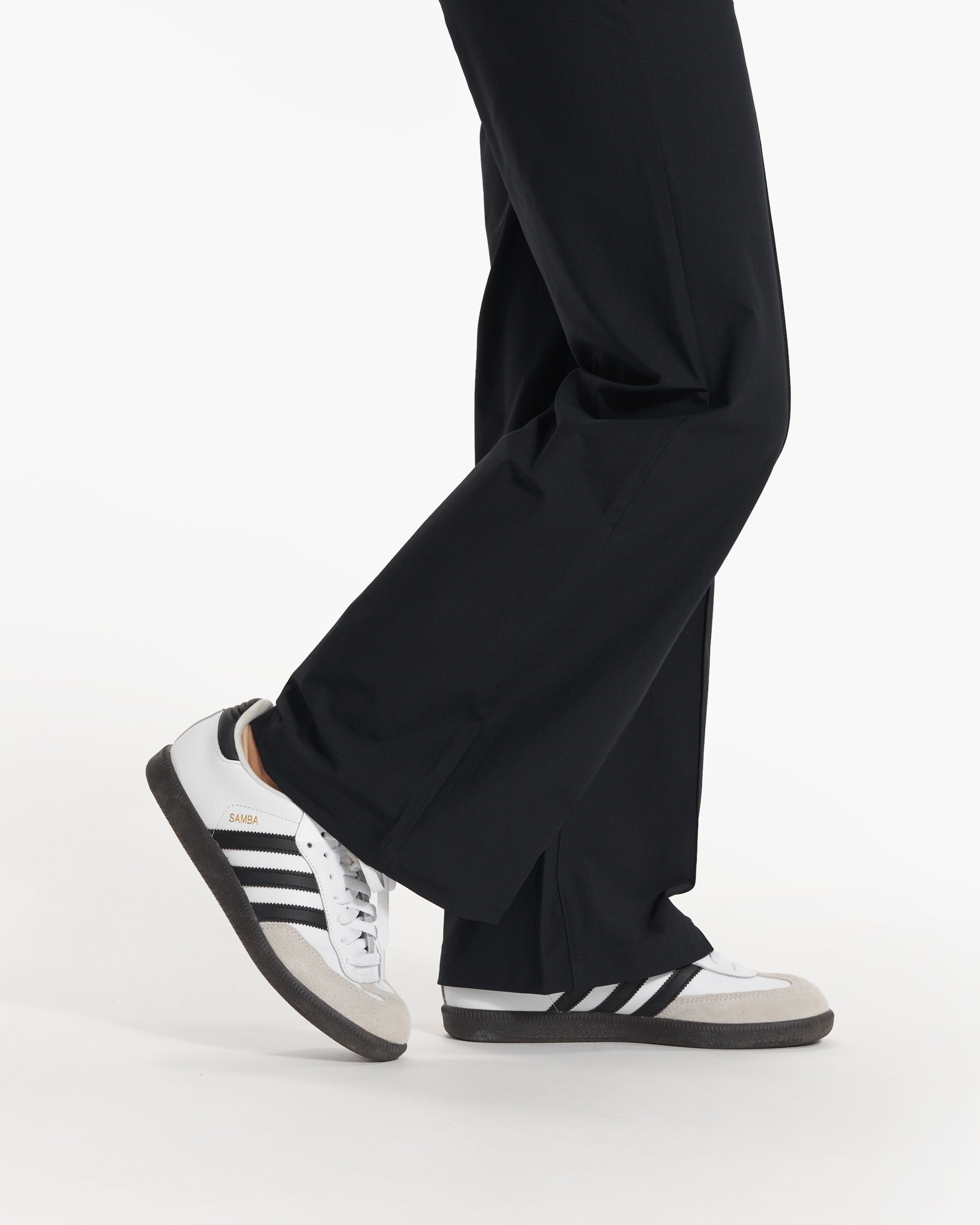 Womens Vuori Meta Wideleg Pant Short