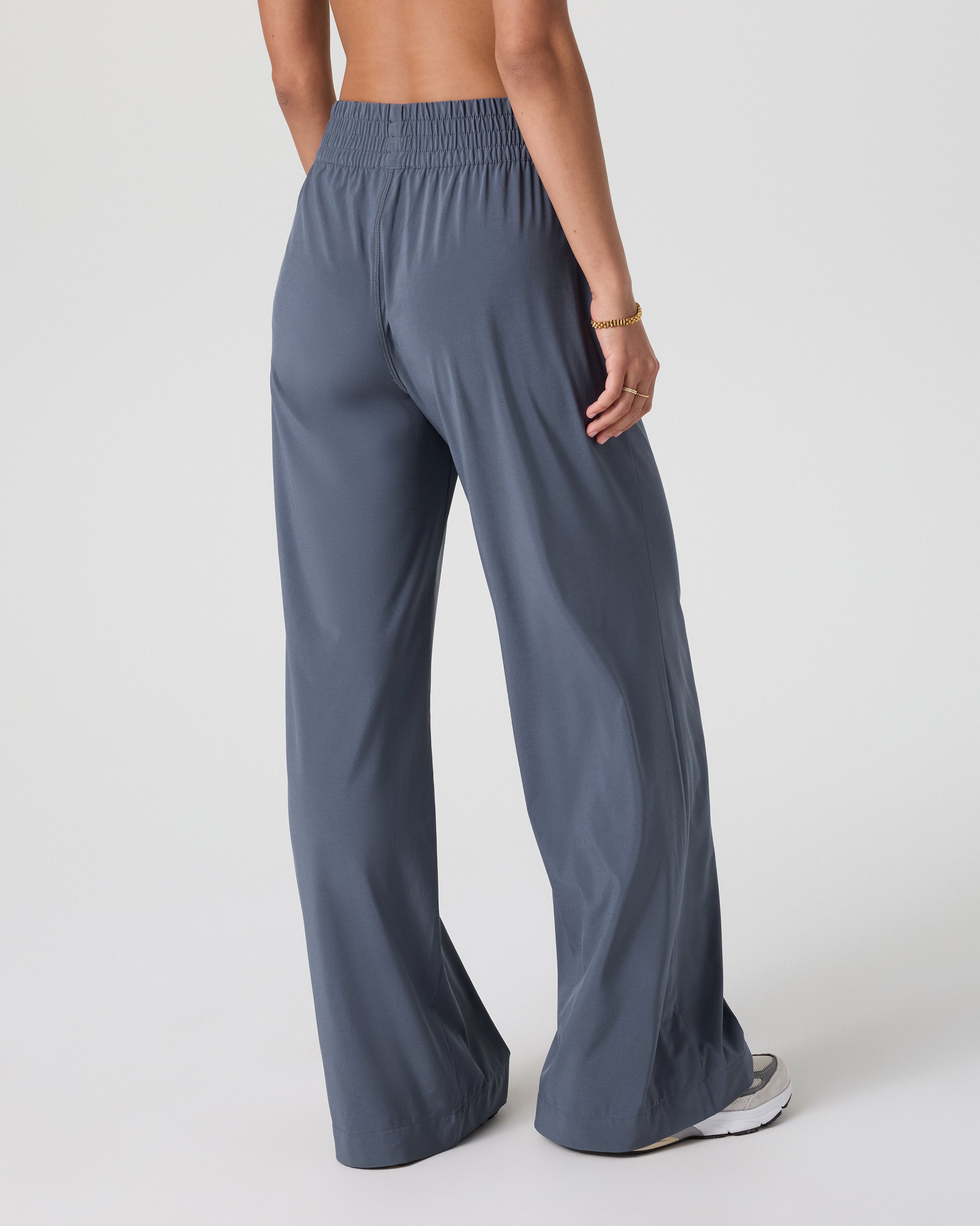 Vuori Villa Wideleg Pant Long