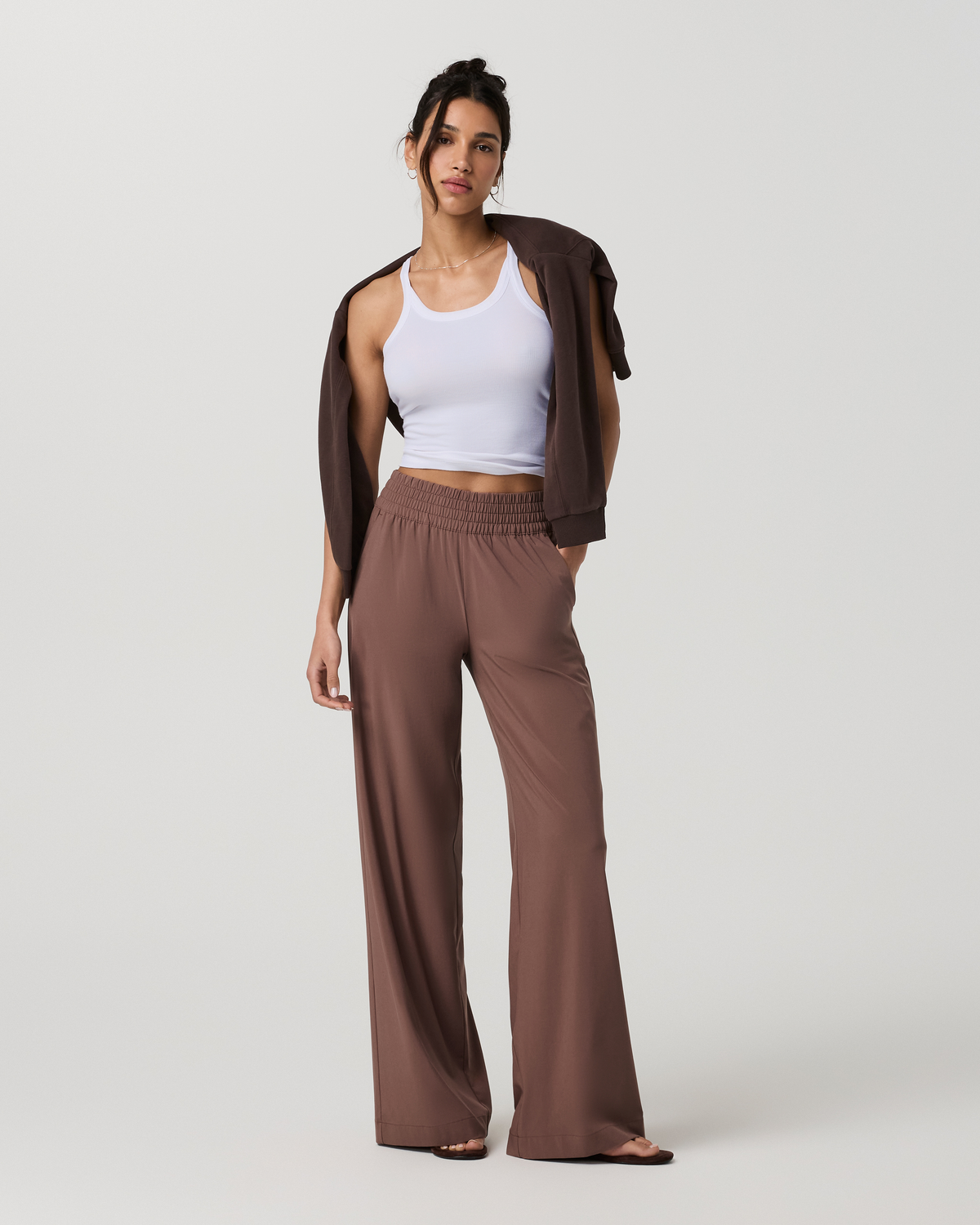 Vuori Villa Wideleg Pant Short