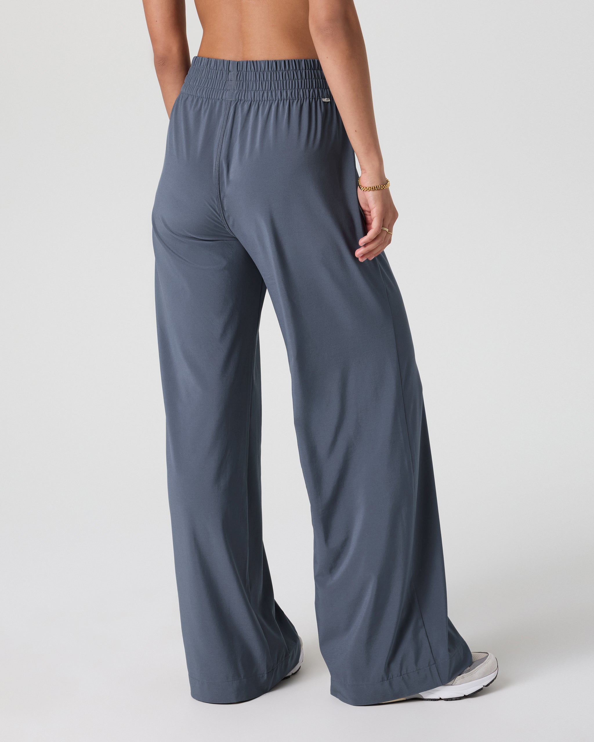 Vuori Villa Wideleg Pant