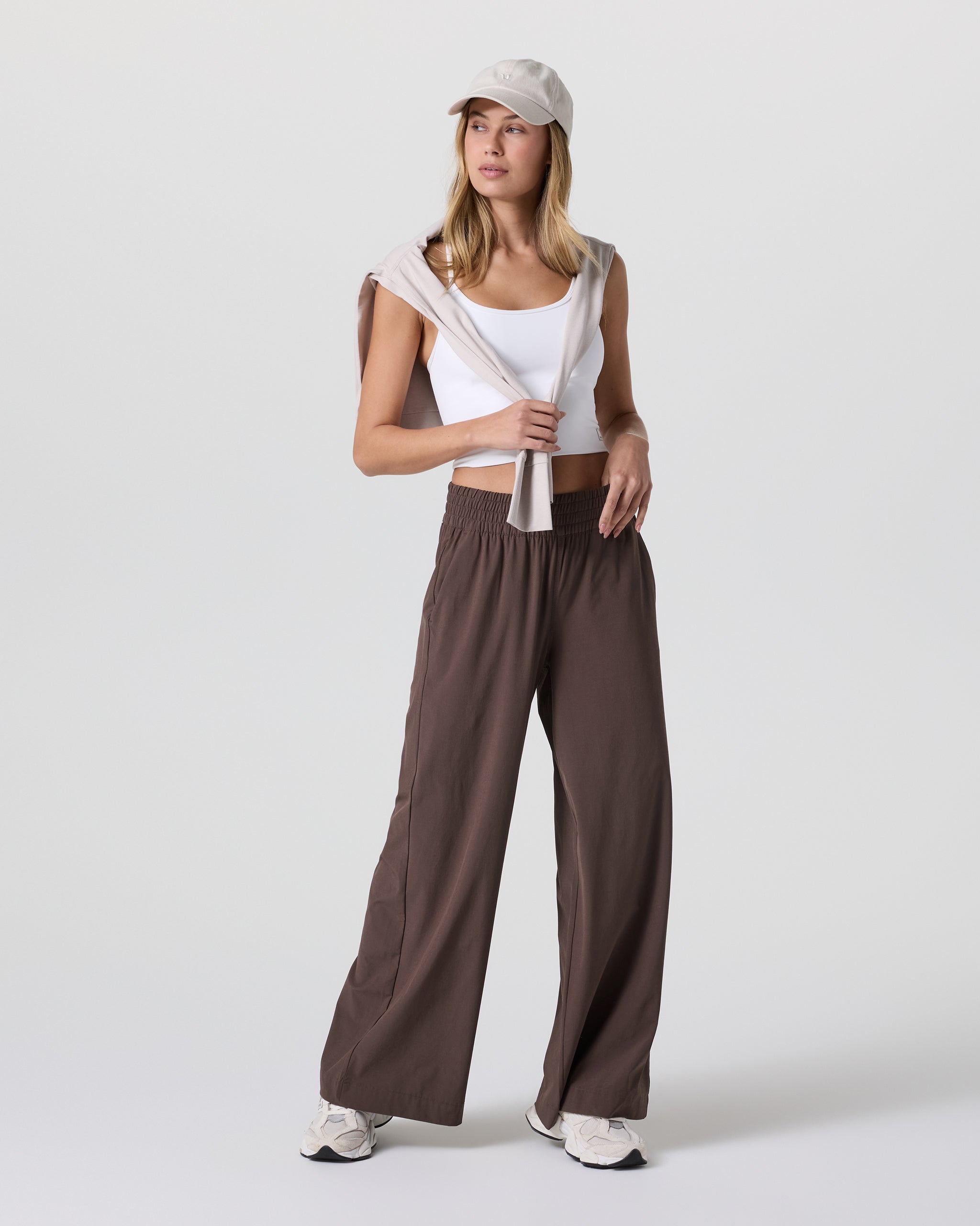Vuori Villa Wideleg Pant Short