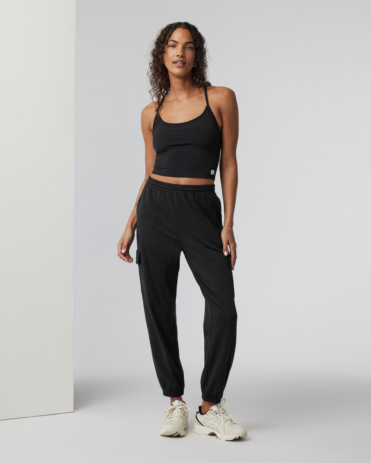 Vuori Boyfriend Cargo Sweatpant