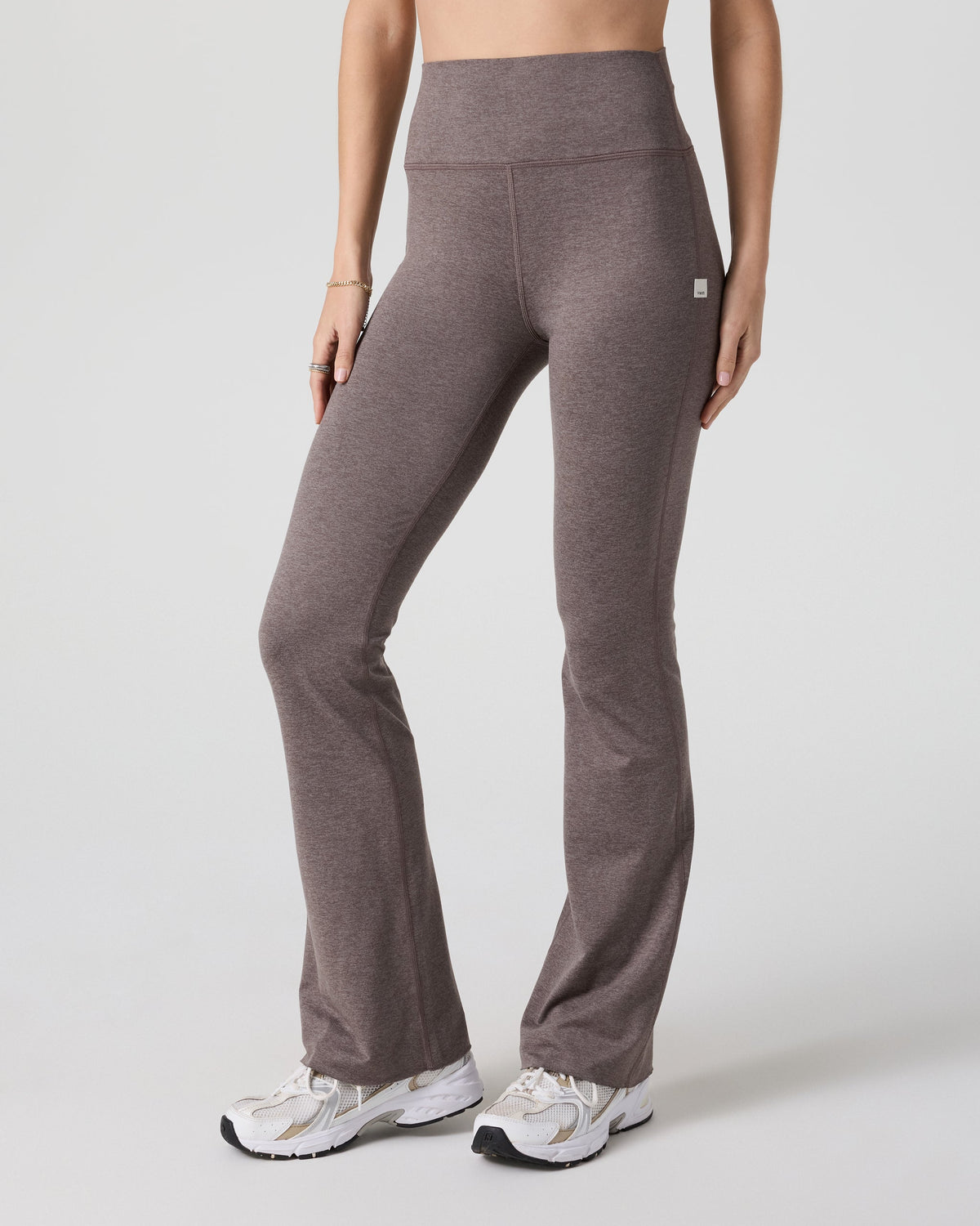 Vuori Halo Slim Flare Pant