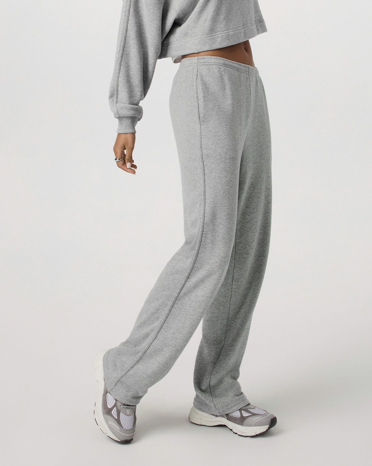 Vuori Sedona Straight Leg Sweatpant Short