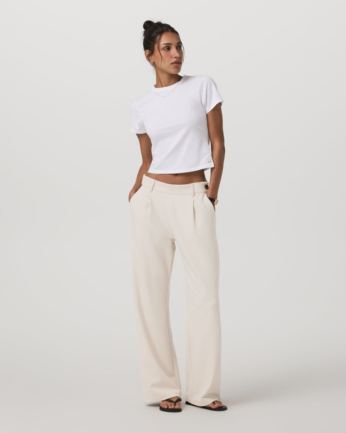 Vuori Maven Wideleg Pant