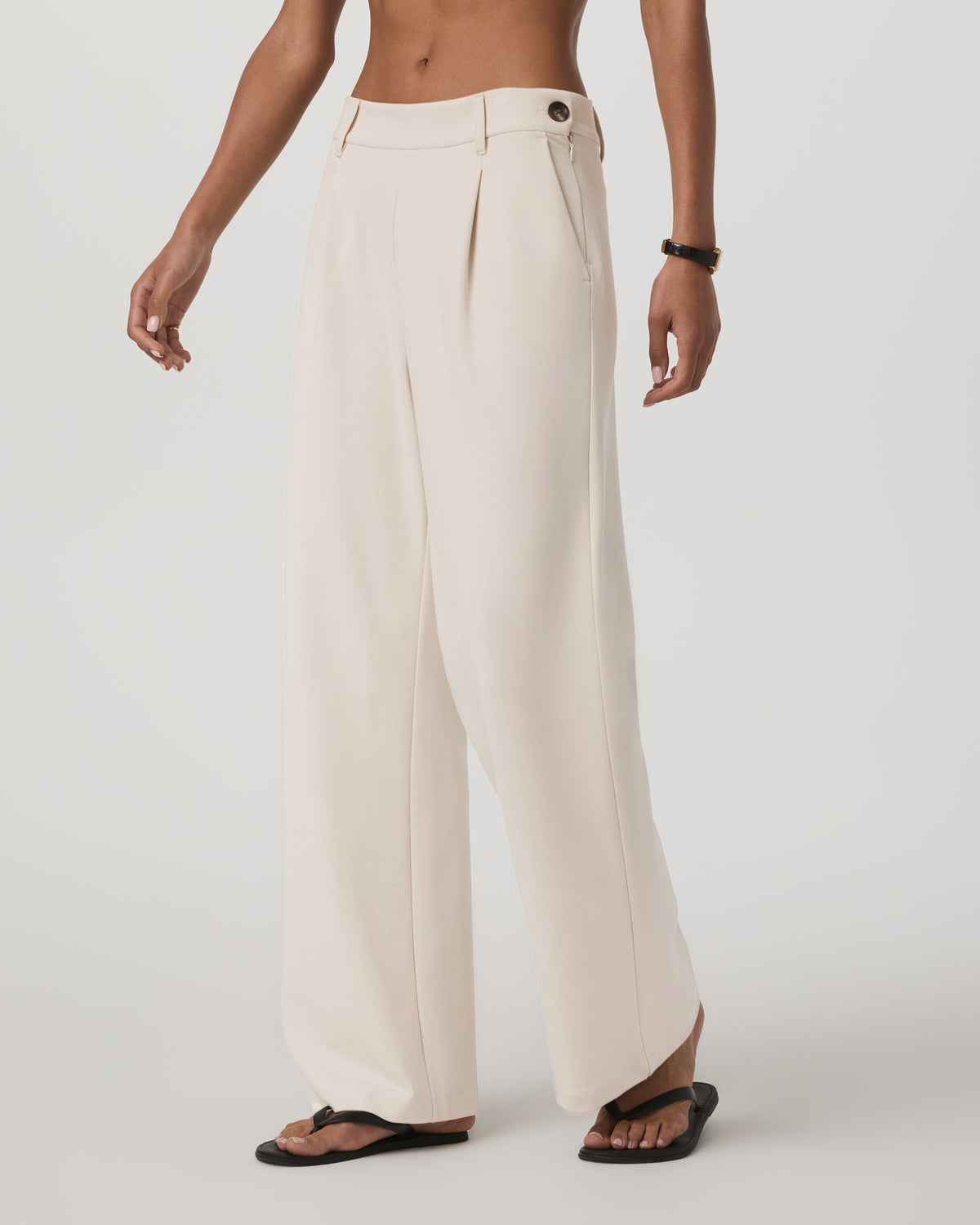 Vuori Maven Wideleg Pant