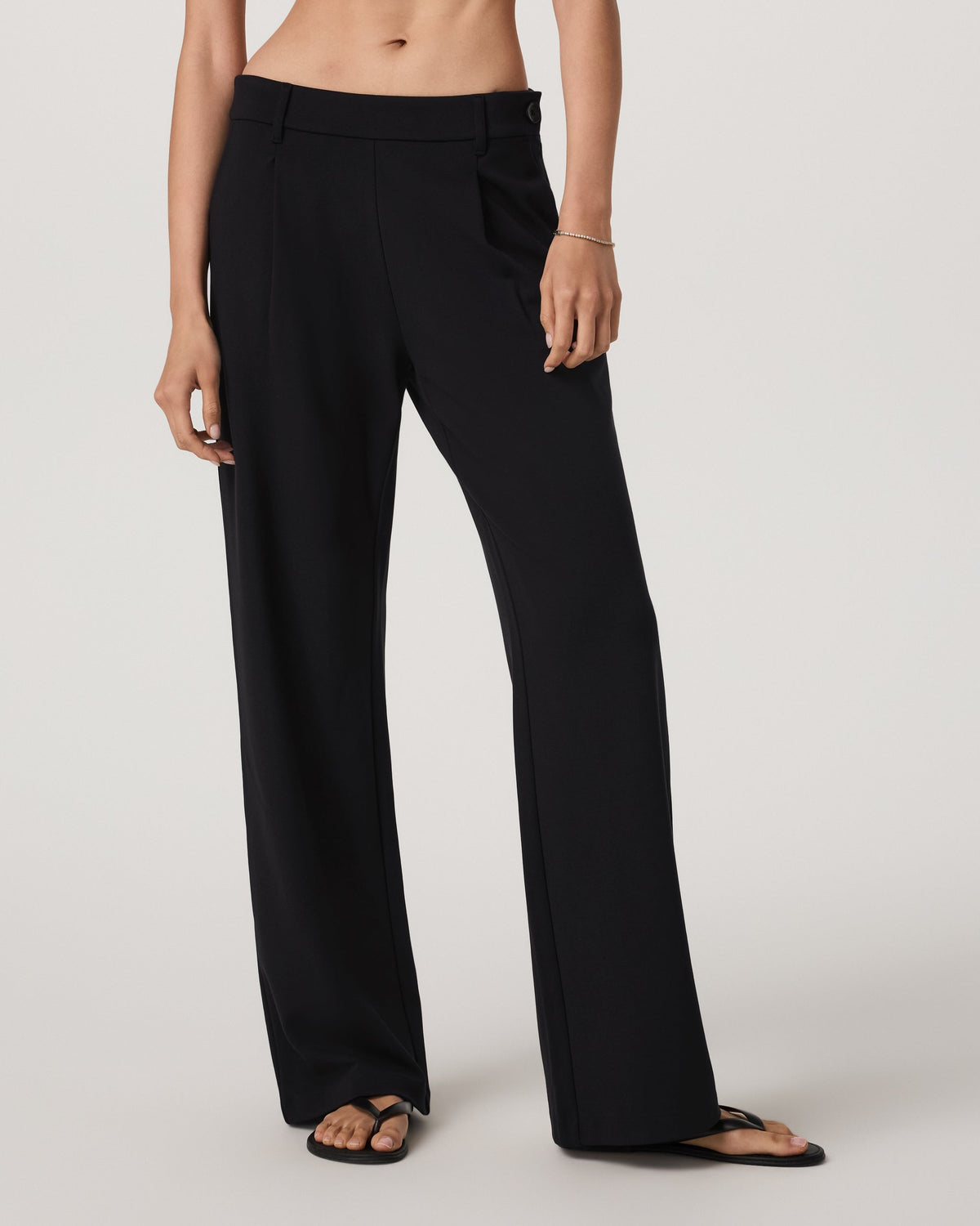Vuori Maven Wideleg Pant