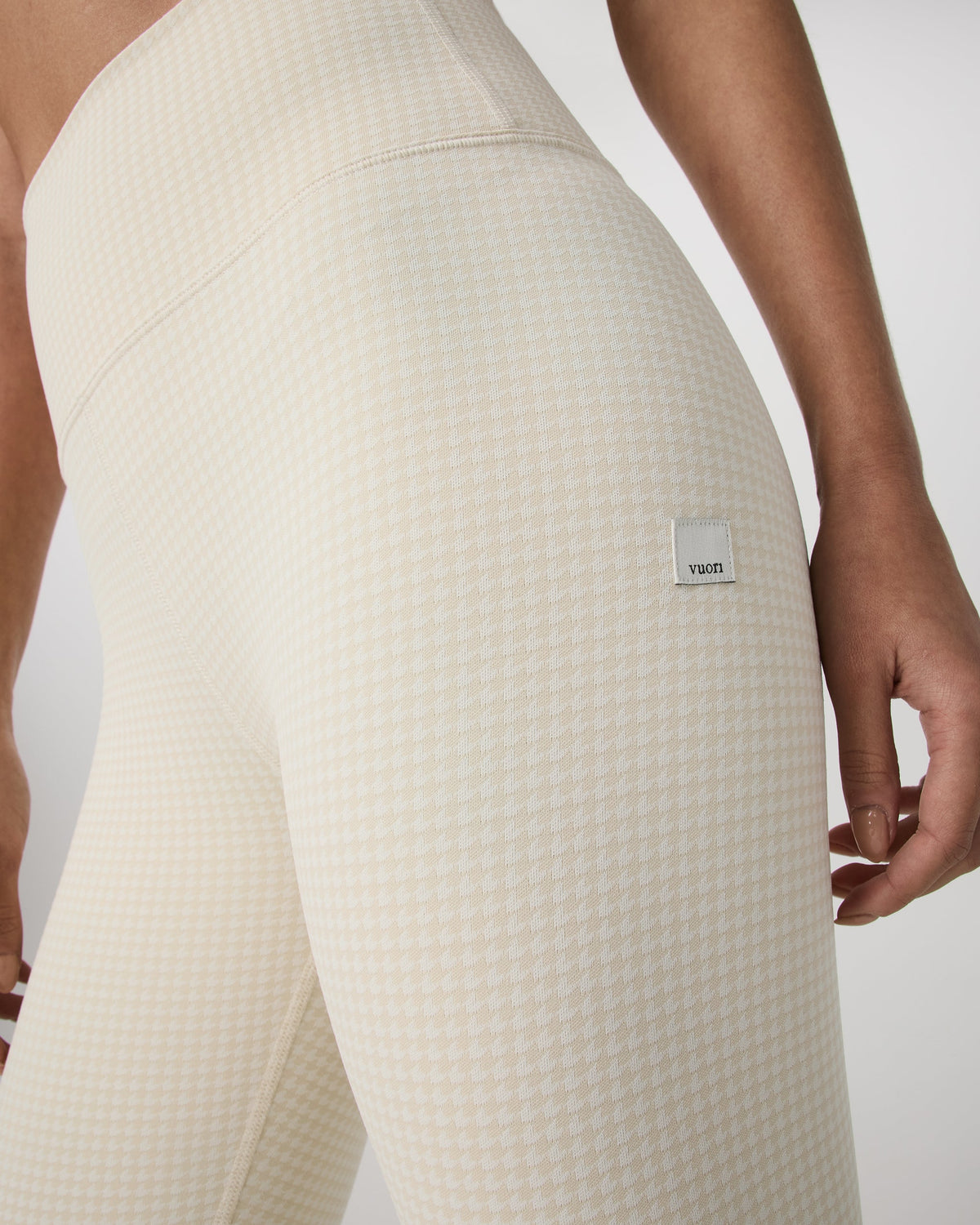 Vuori Micro Houndstooth Legging