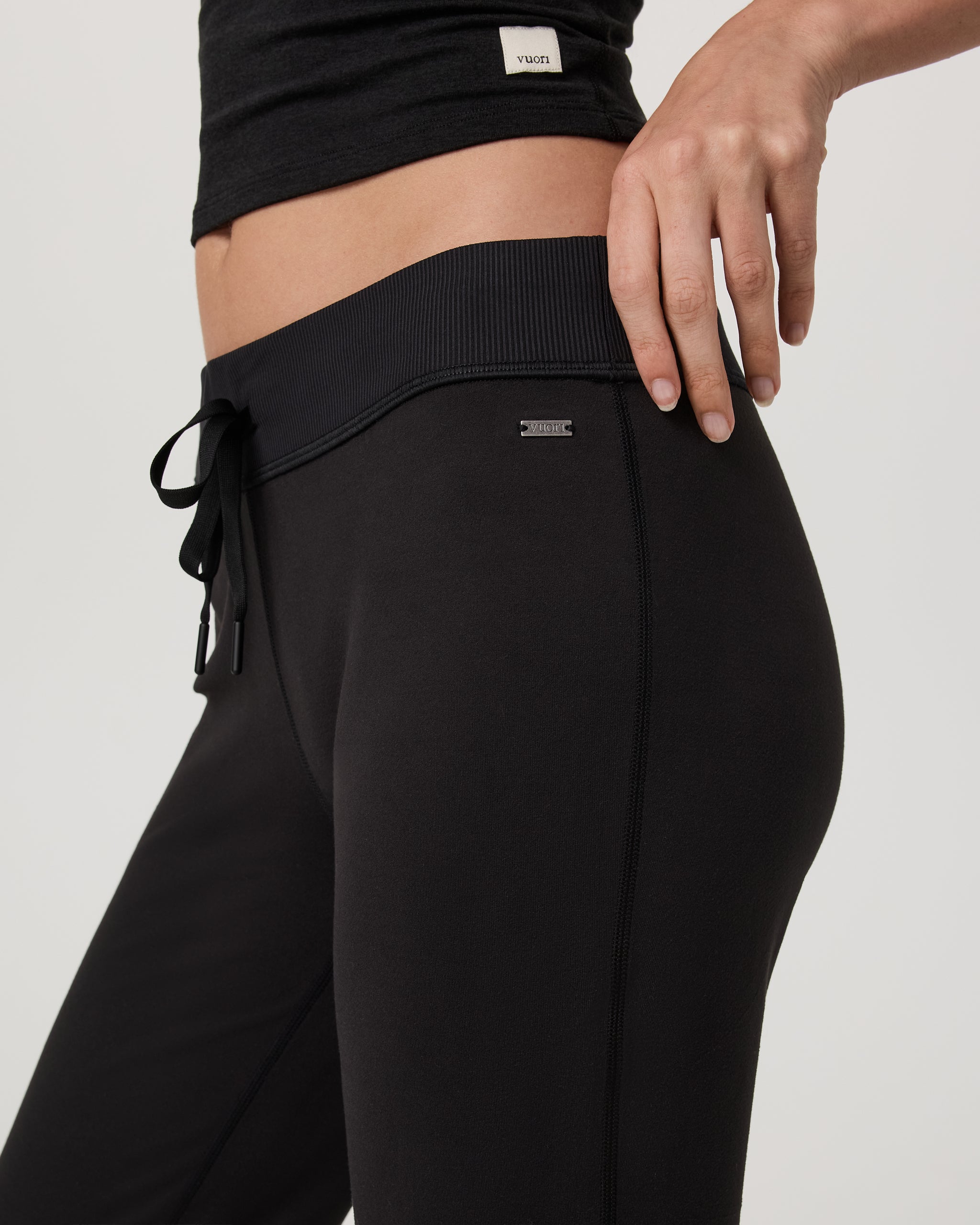 Vuori Halo Low Rise Slim Flare Pant