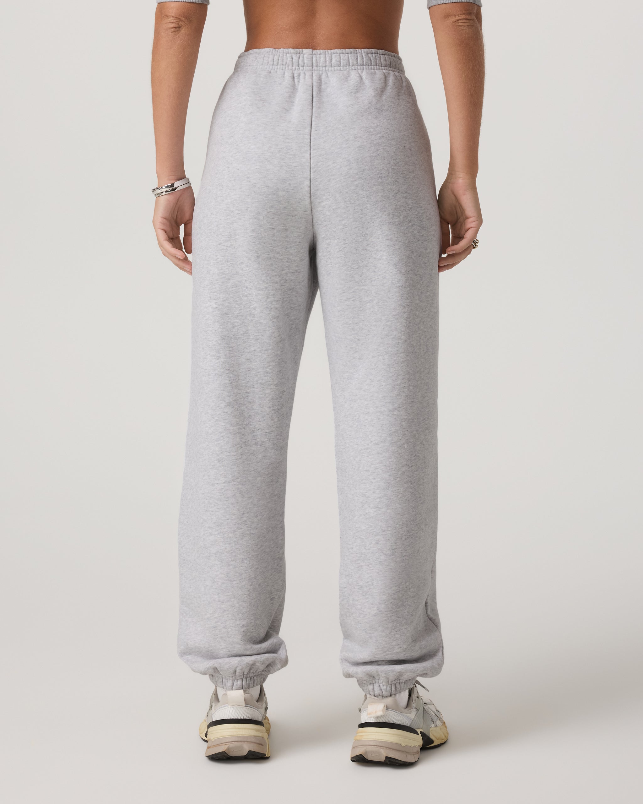 Vuori Restore Classic Sweatpant