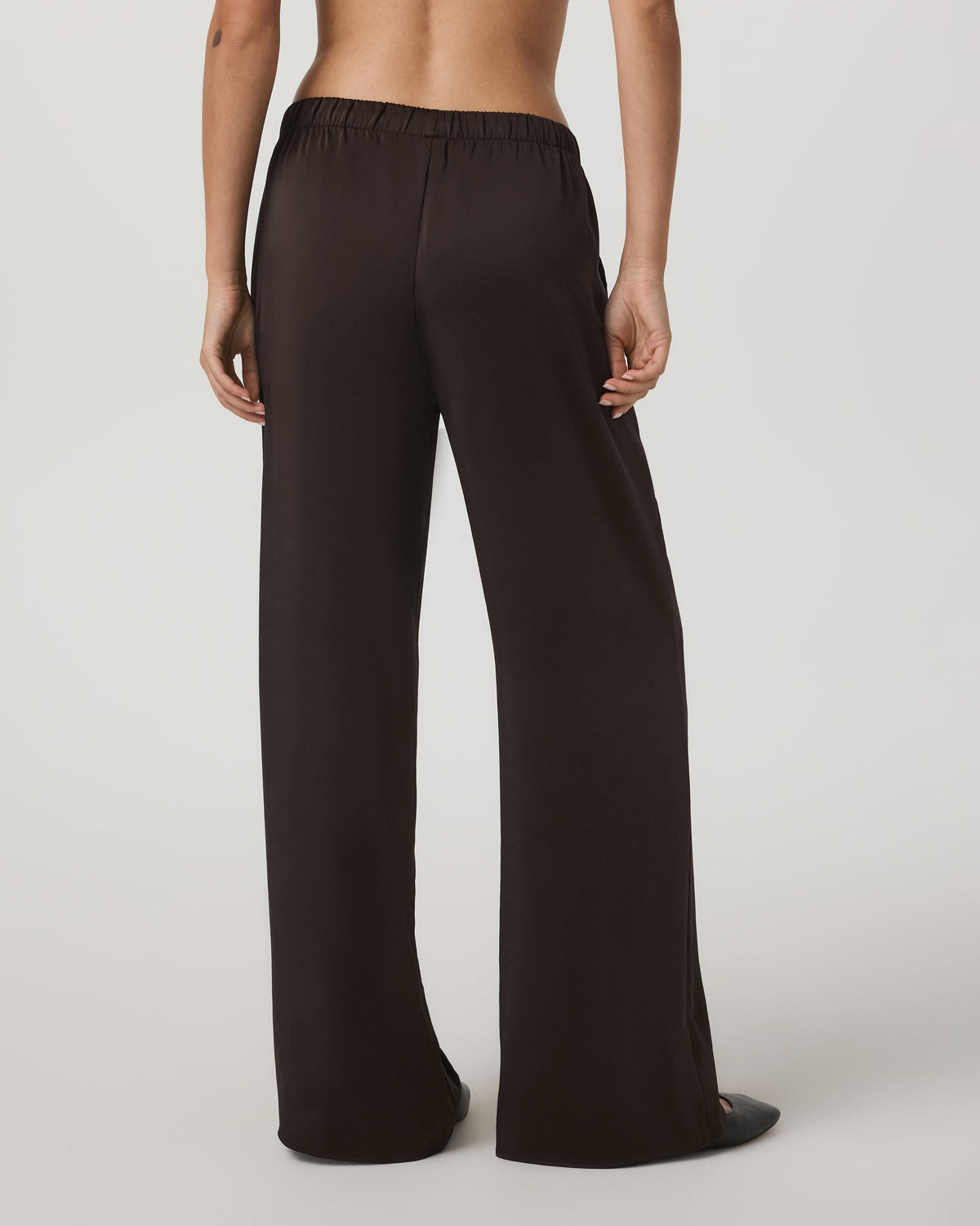 Vuori Nova Satin Wideleg Pant