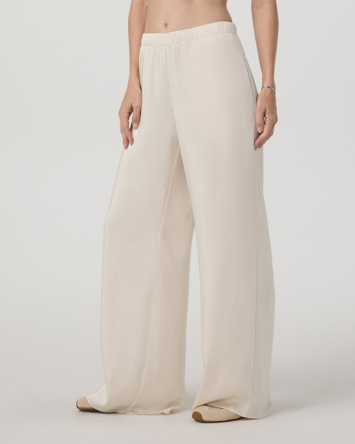 Vuori Nova Satin Wideleg Pant