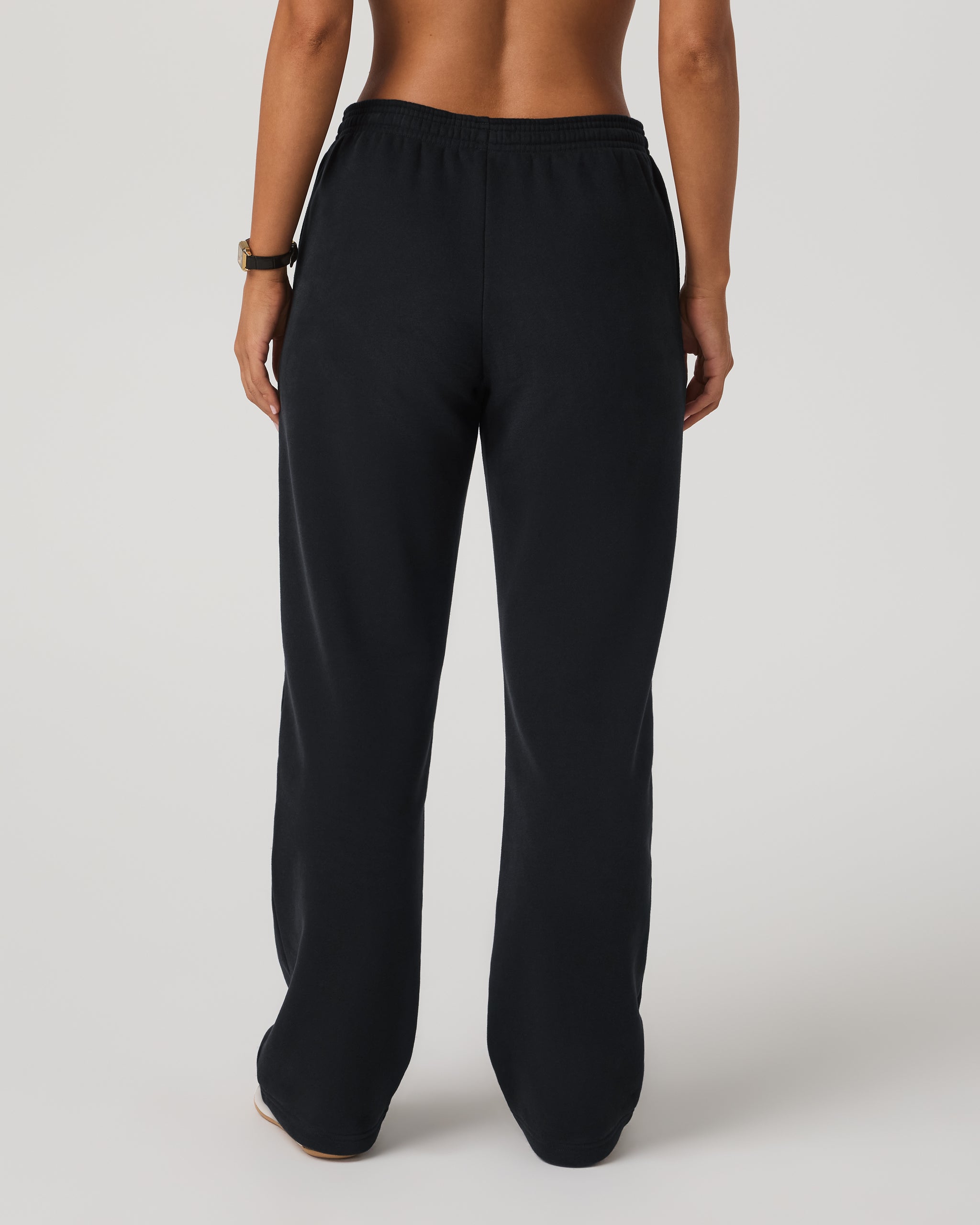 Vuori Restore Straight Leg Sweatpantshort