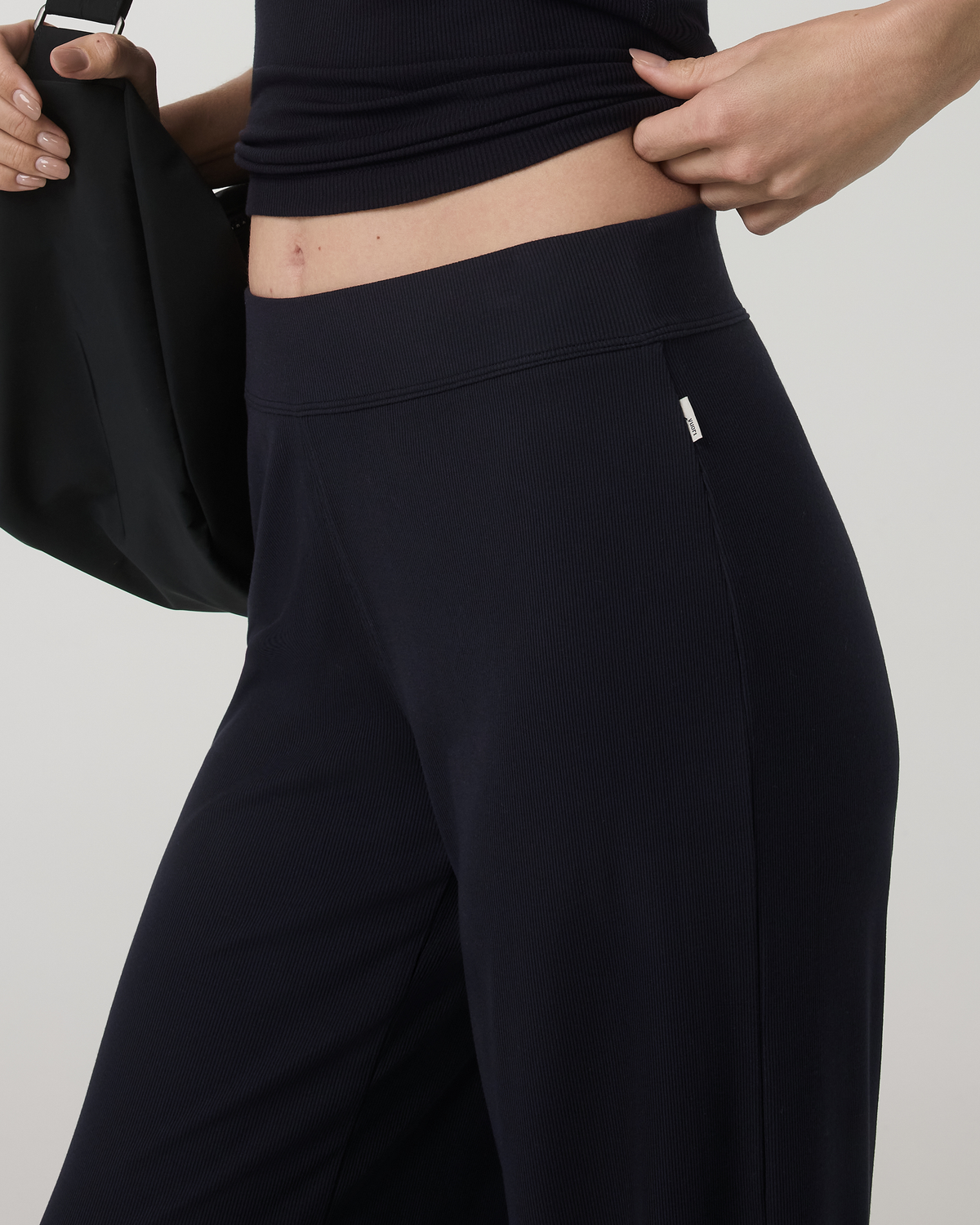 Vuori Pose Wideleg Pant
