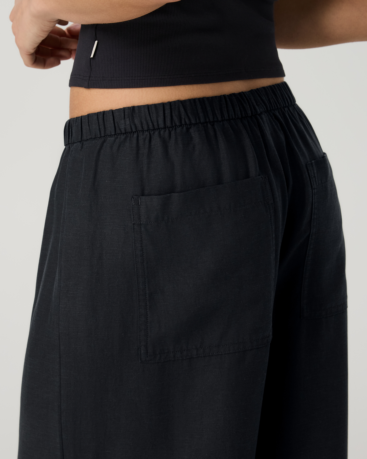 Vuori Trestles Twill Crop Wideleg Pant