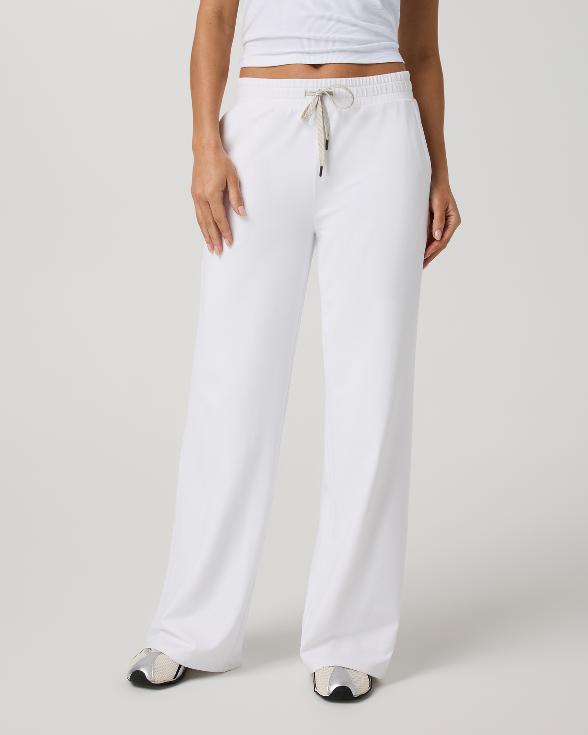 Vuori Halo Essential Wideleg Pant