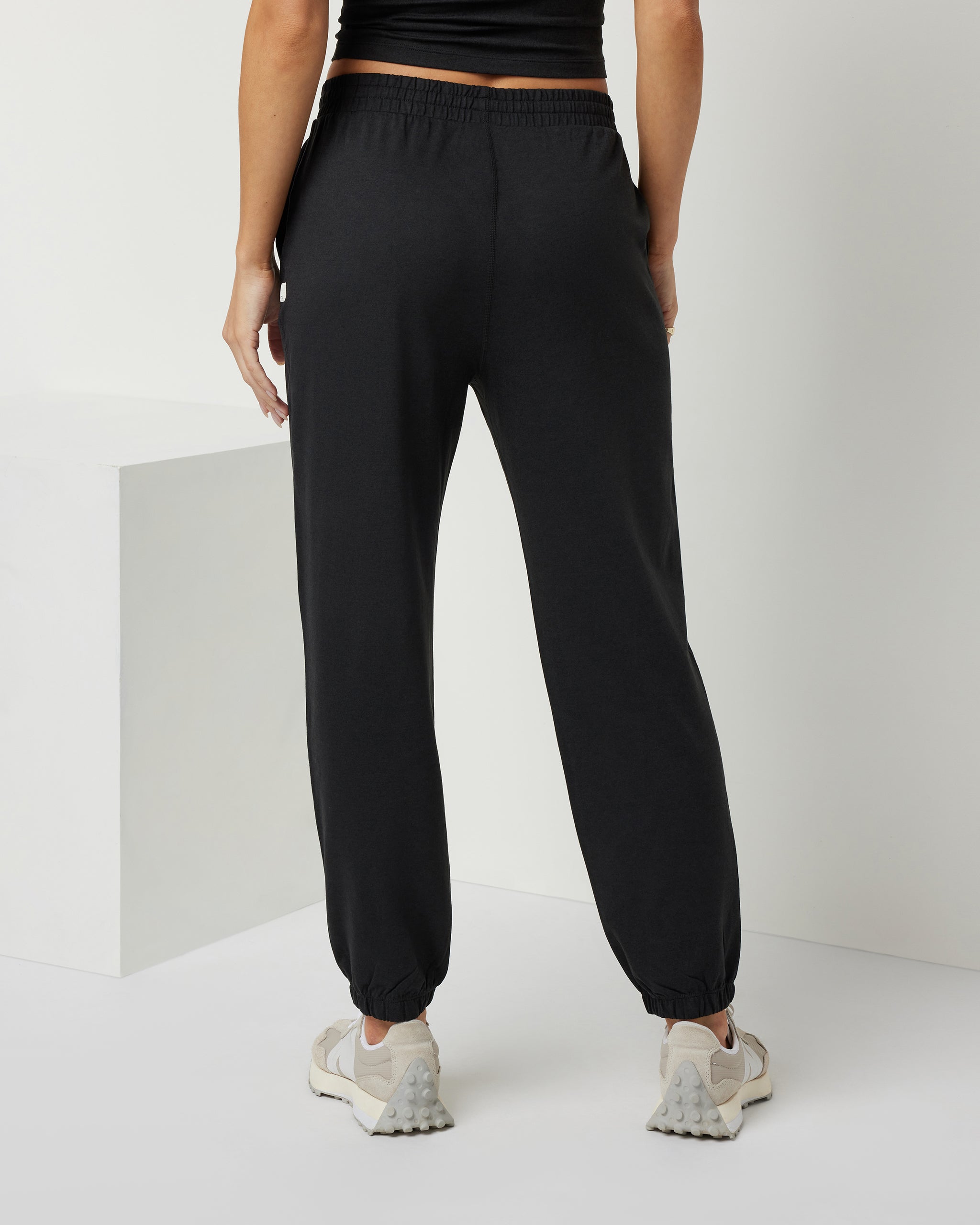 #color_black-heather