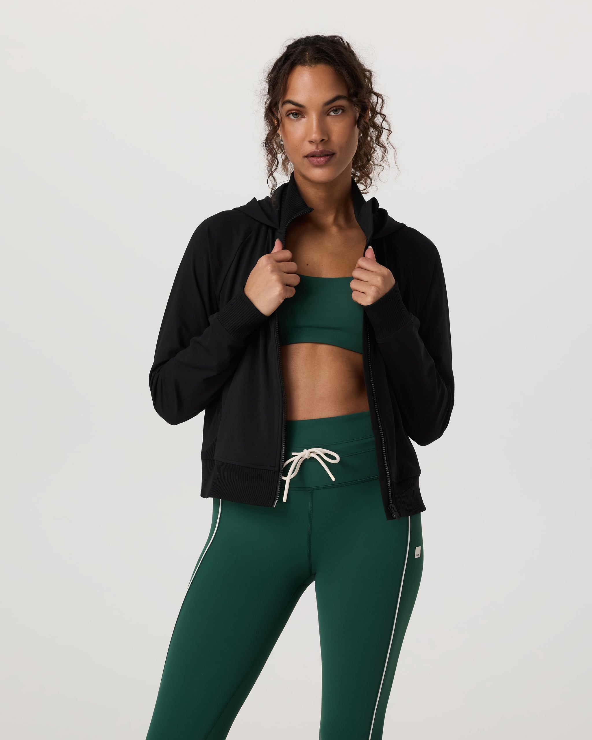 Vuori Daily Jacket
