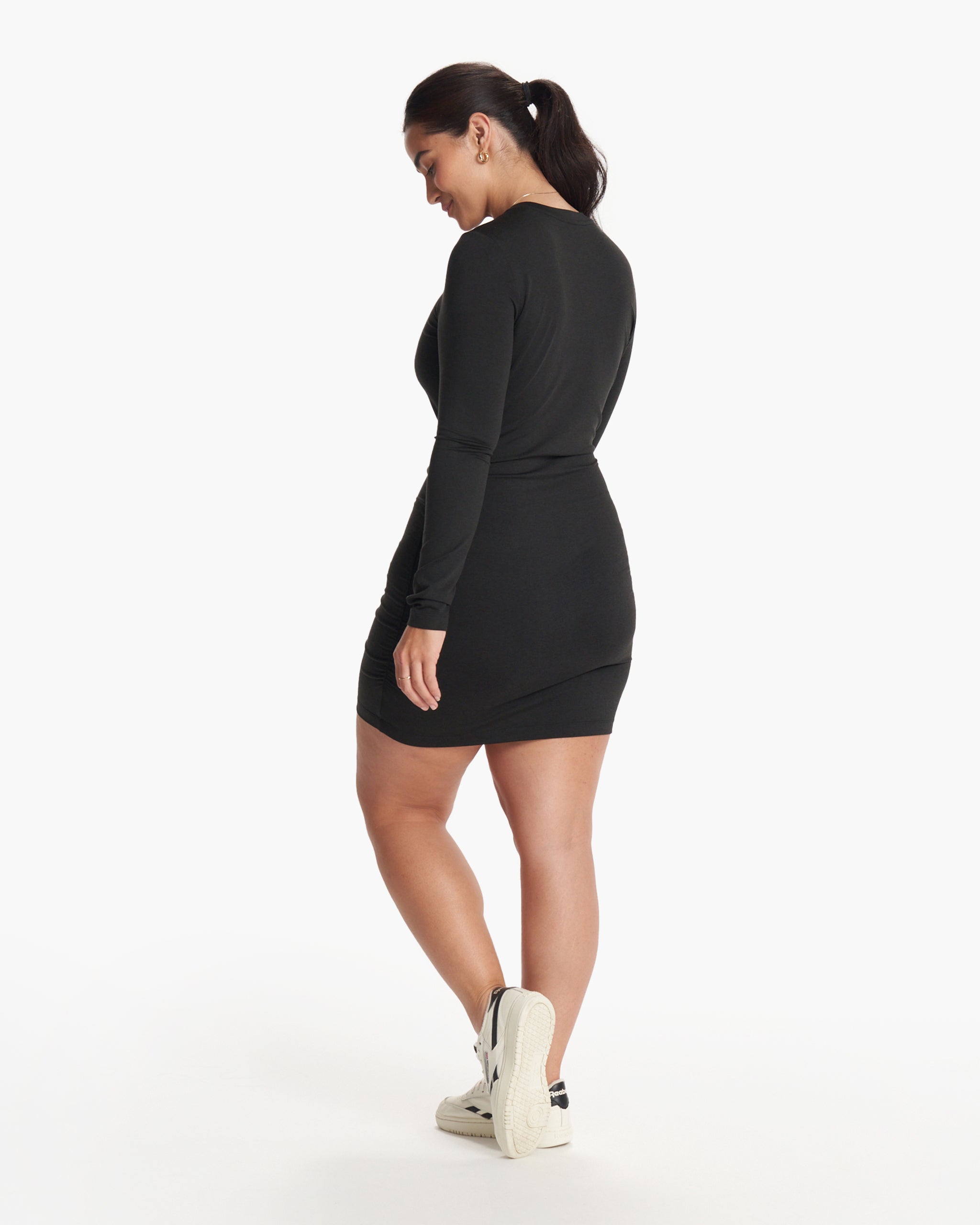 Vuori Long Sleeve Halo Essential Dress