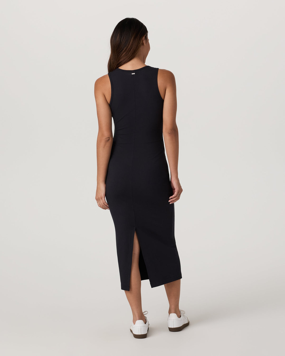 Vuori Pose Scoop Dress