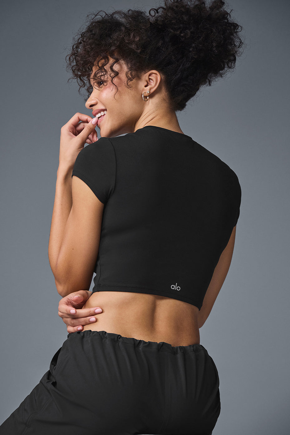Alo Yoga Women'S Alosoft Crop Finesse Short Sleeve