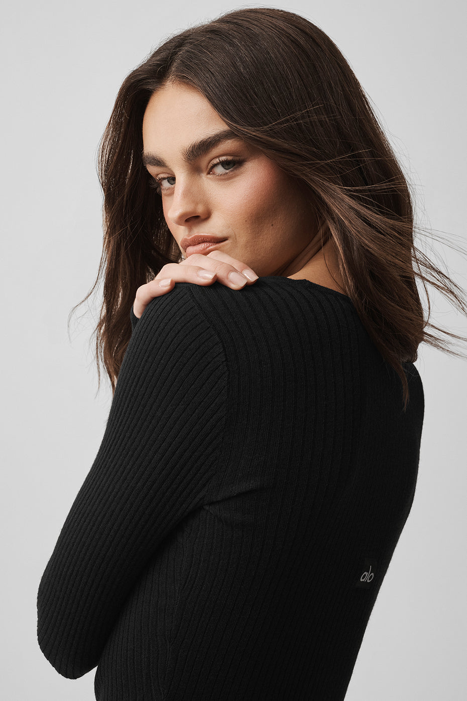 Alo Yoga Women'S Sweater Knit Unwind Long Sleeve