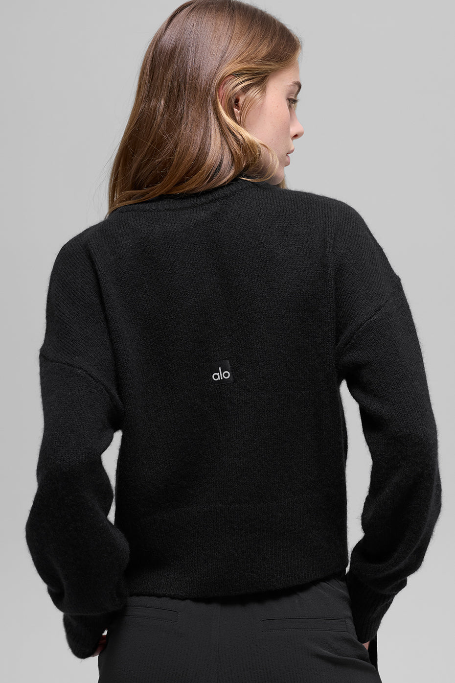 Alo Yoga Women'S Wool Cashmere Cropped New Class Crewneck Sweater