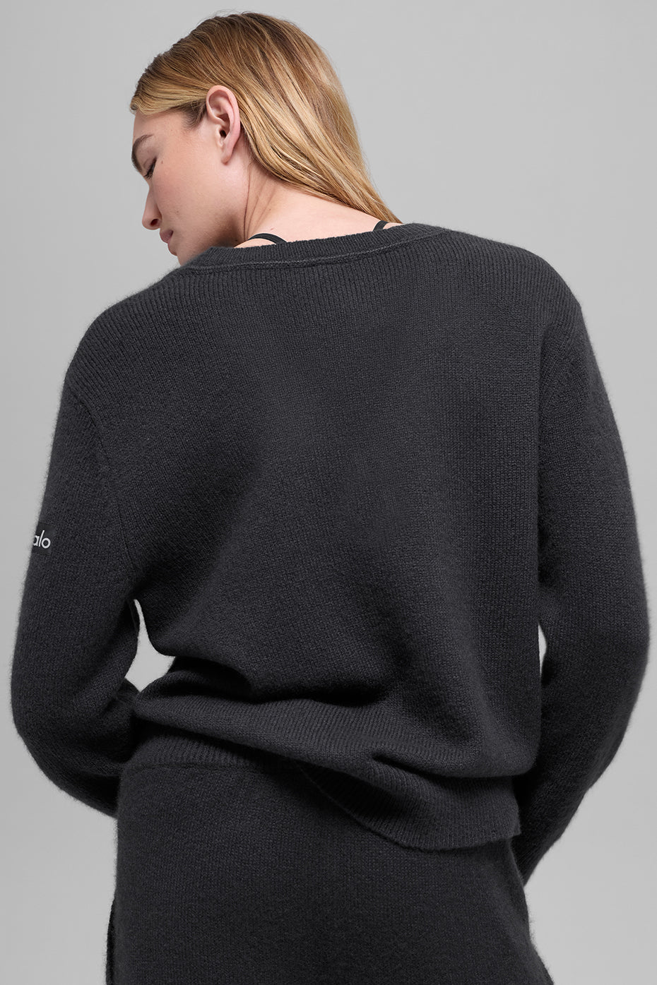 Alo Yoga Women'S Wool Cashmere New Class Oversized V-Neck Sweater