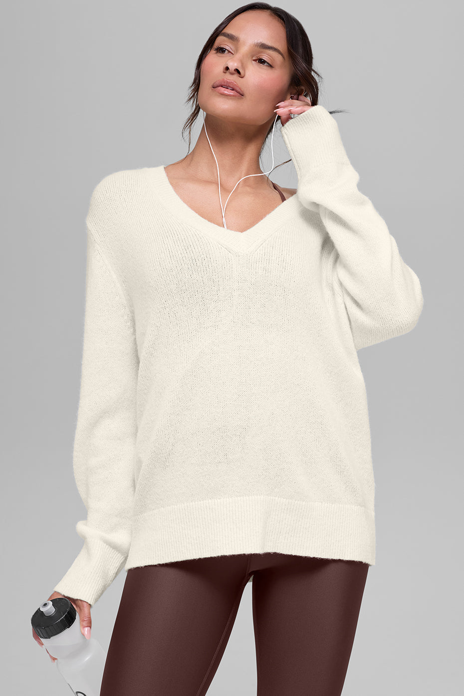 Alo Yoga Women'S Wool Cashmere New Class Oversized V-Neck Sweater