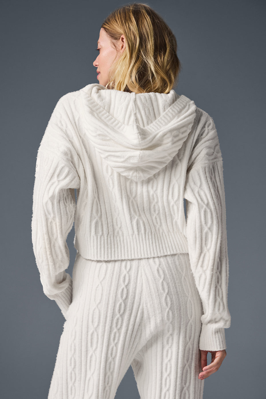 Alo Yoga Women'S Cable Knit Winter Bliss Hoodie