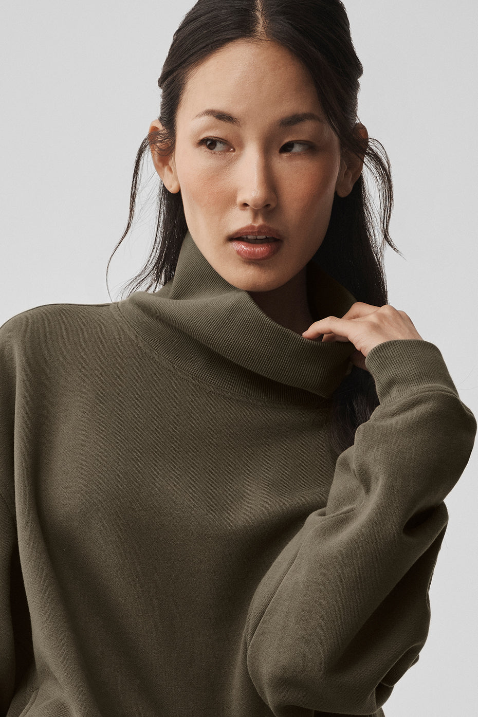 Alo Yoga Women'S Hazy Mock Neck Pullover