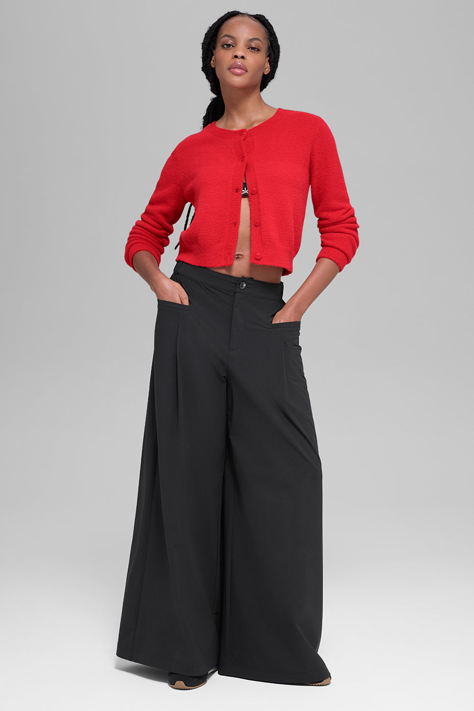 Alo Yoga Women'S Snuggle Up Sweater Cropped Cardigan