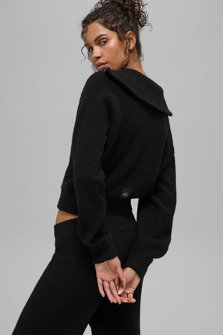 Alo Yoga Women'S Cashmere Plush Waffle 1/4 Zip Pullover