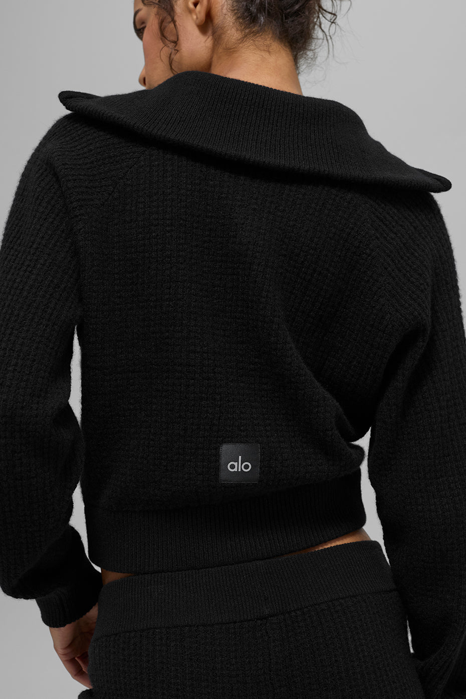 Alo Yoga Women'S Cashmere Plush Waffle 1/4 Zip Pullover