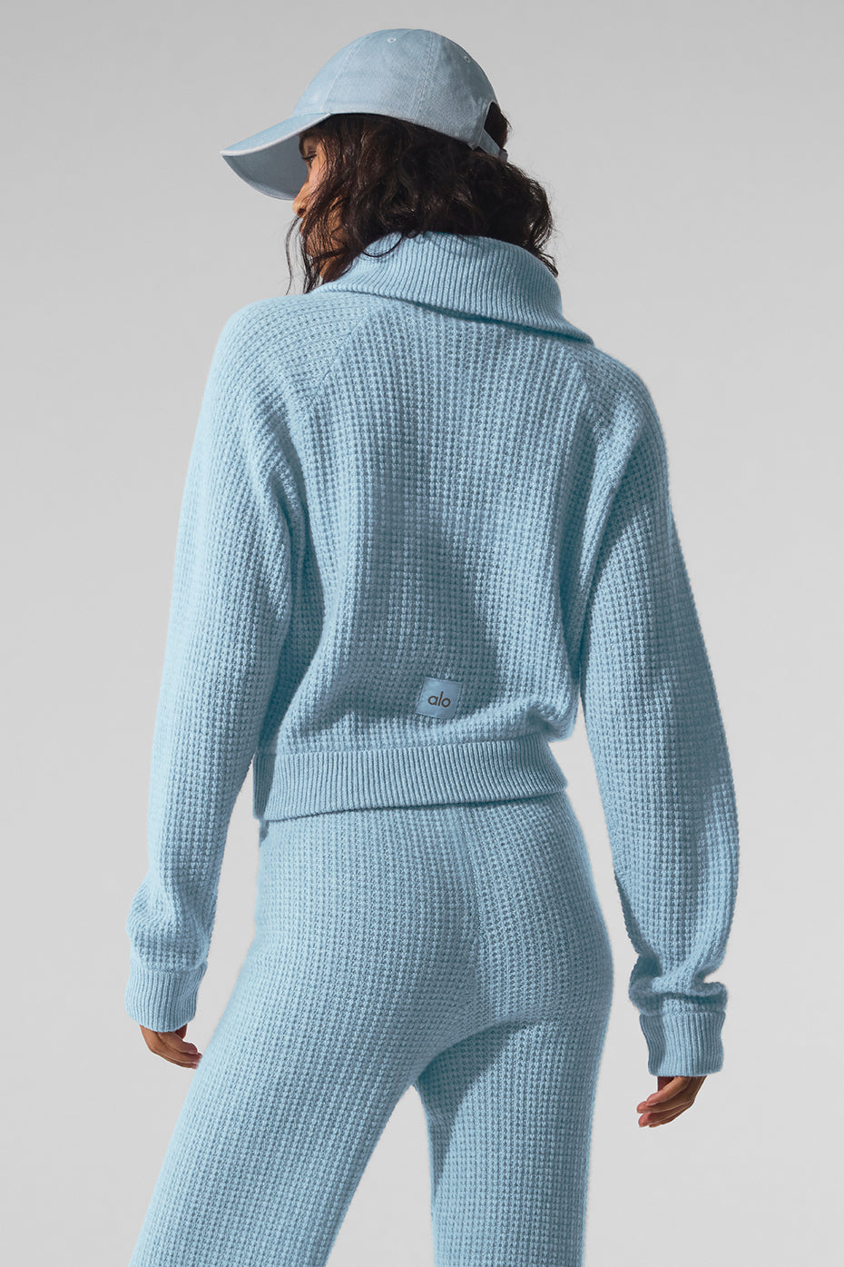Alo Yoga Women'S Cashmere Plush Waffle 1/4 Zip Pullover