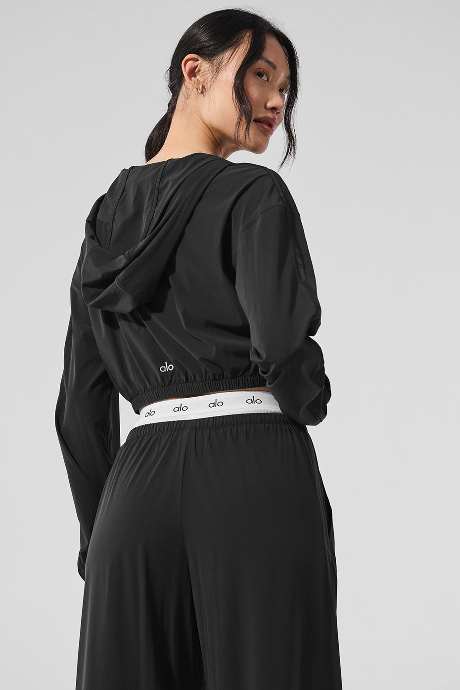 Alo Yoga Women'S Cropped Breezy Full-Zip Hoodie