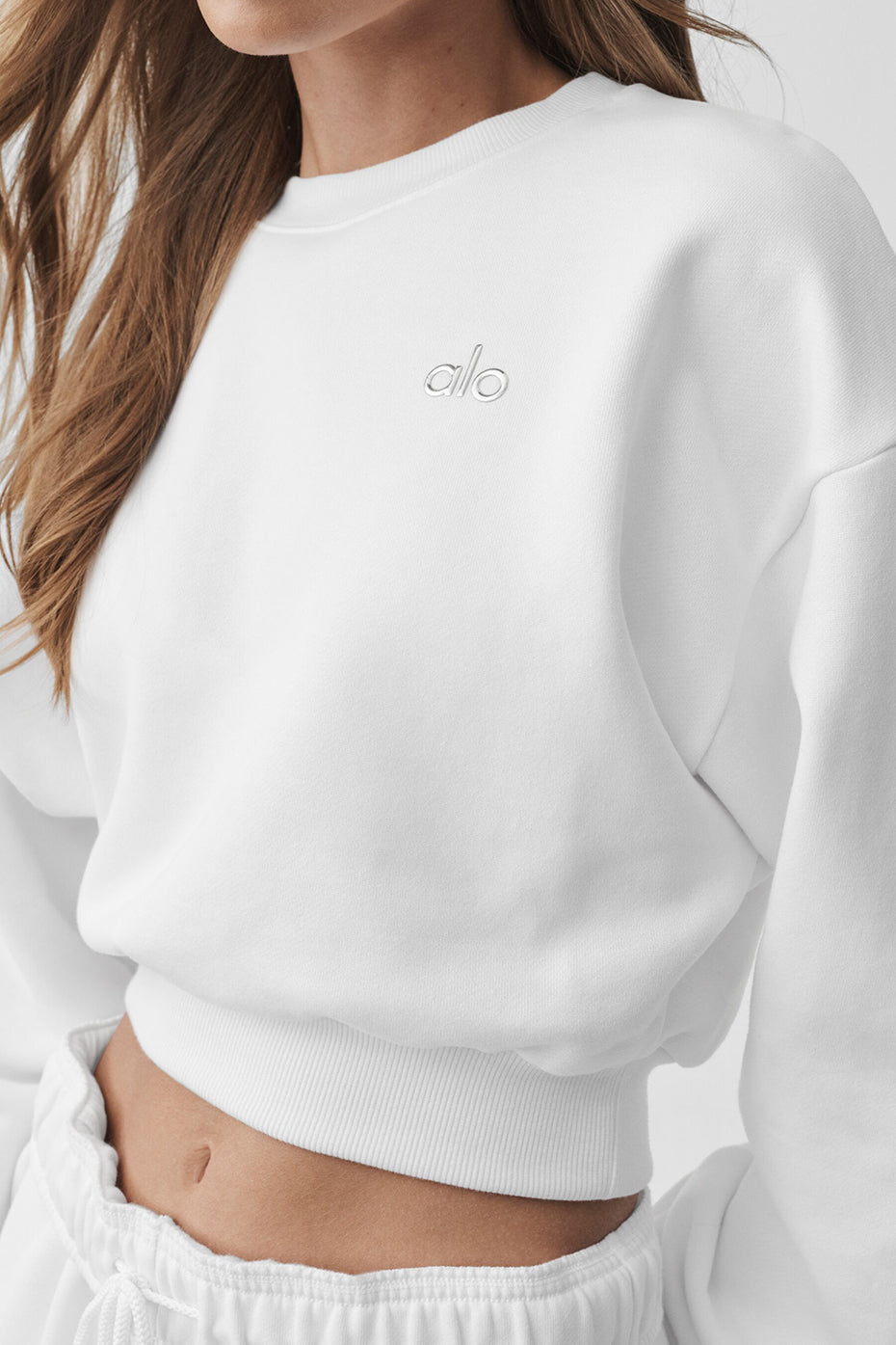 Alo Yoga Women'S Cropped Accolade Crewneck