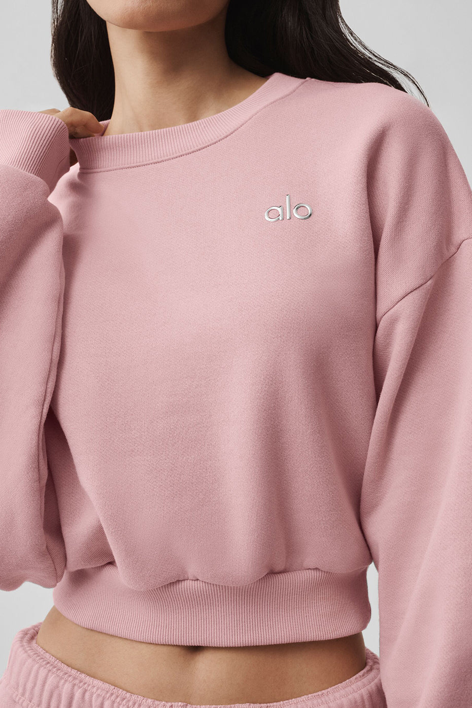 Alo Yoga Women'S Cropped Accolade Crewneck