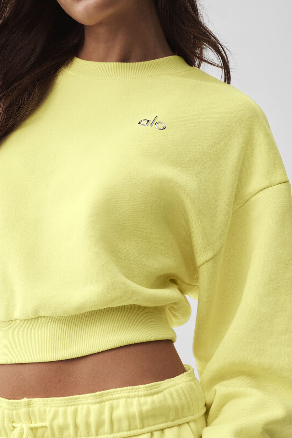 Alo Yoga Women'S Cropped Accolade Crewneck