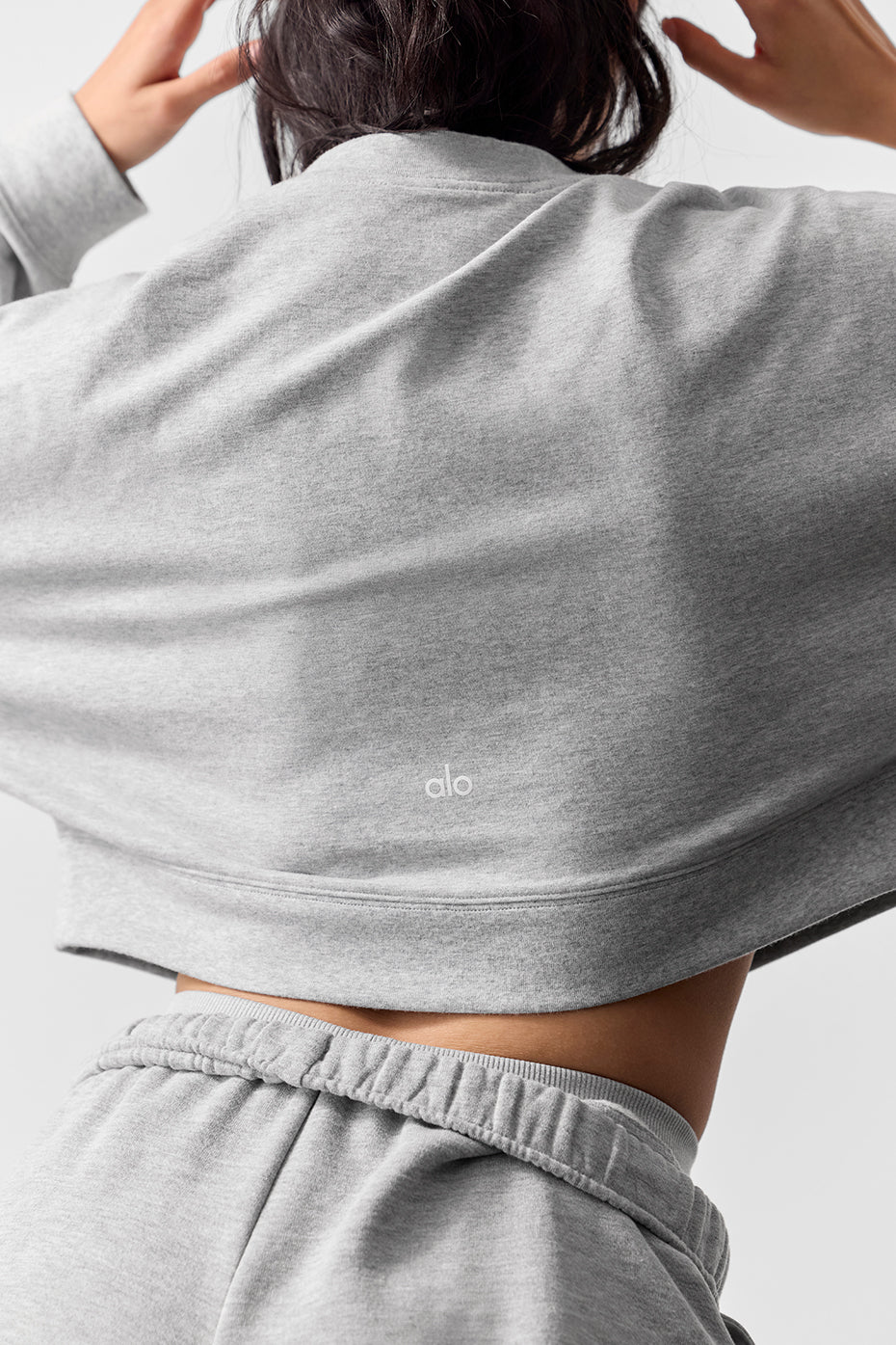 Alo Yoga Women'S Cropped Sway Crew Neck Pullover
