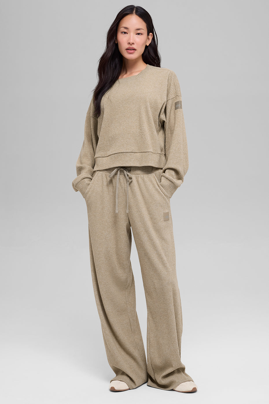 Alo Yoga Women'S Muse Crew Neck Pullover