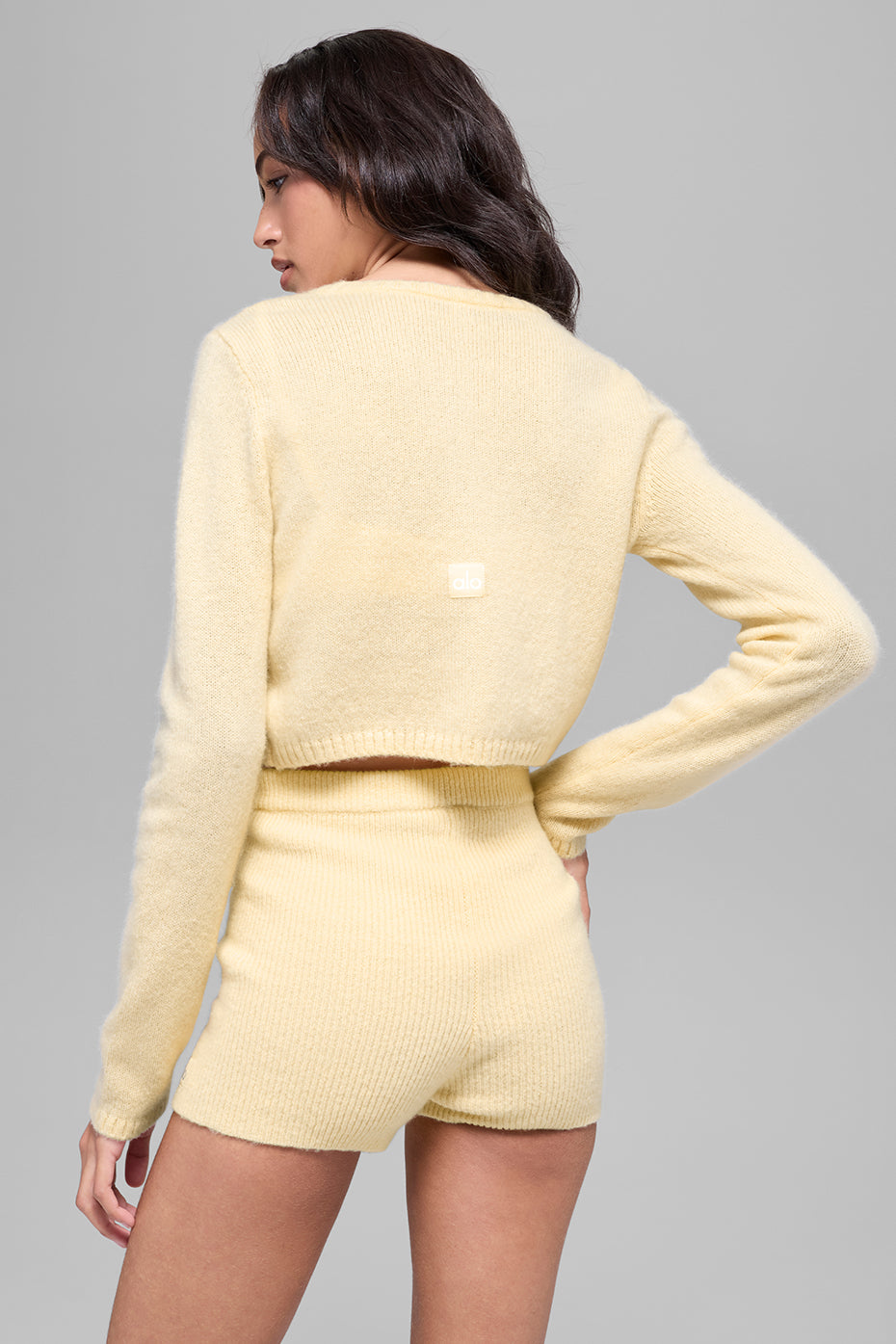 Alo Yoga Women'S Wool Cashmere New Class Cropped Cardigan